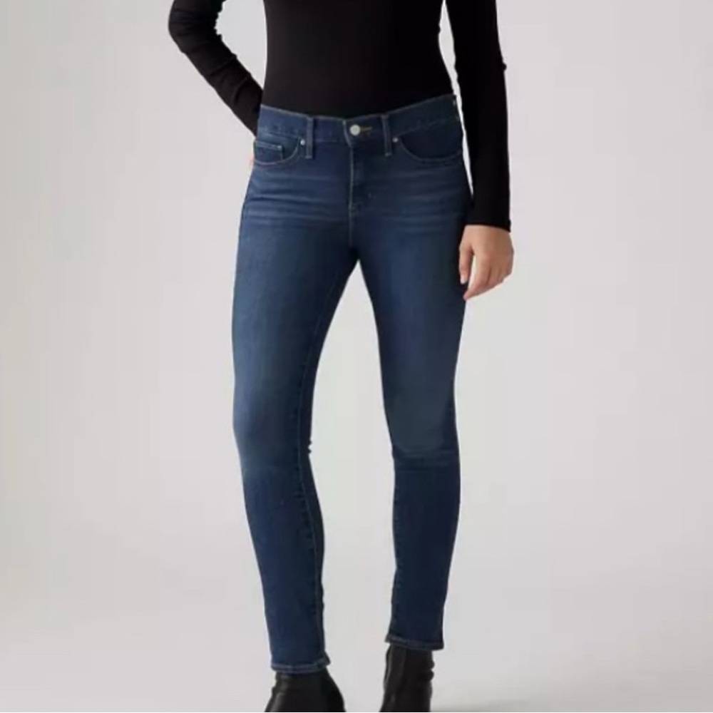 Levi’s || 311 Shaping Skinny Jeans